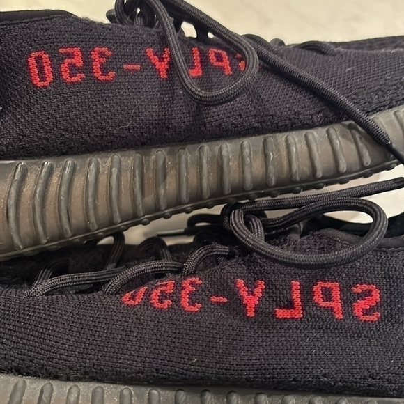 Adidas Yeezy 350 V2 Bred Boost - Picture 4 of 9